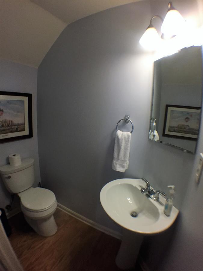 Lux Townhouse, Walk To All, Sleeps 6 Adults Louisville Exterior photo